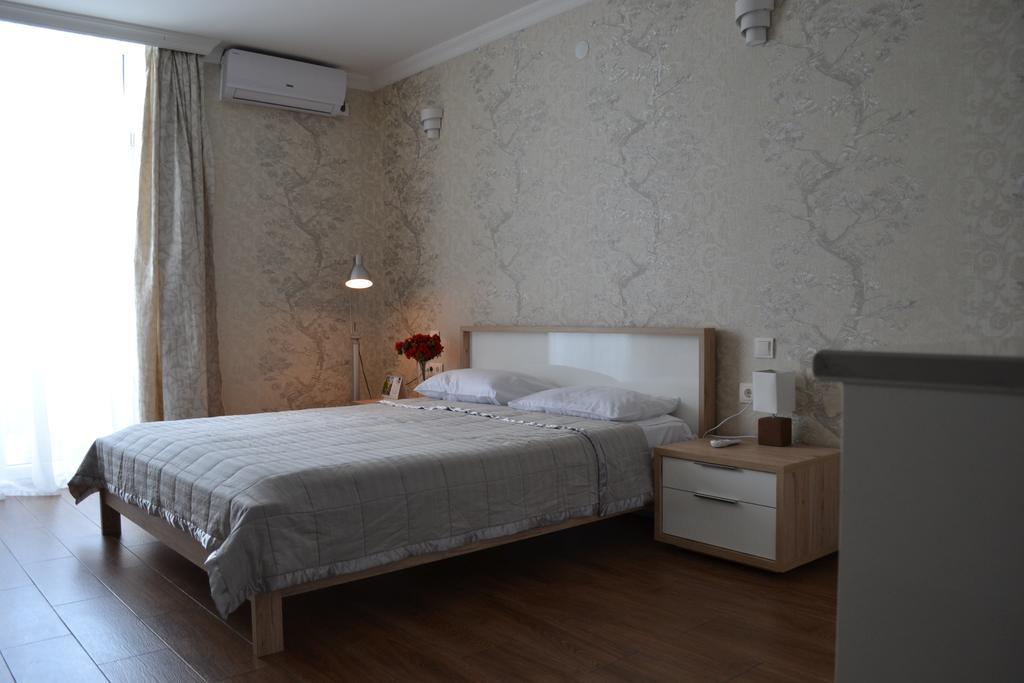 באטומי Orbi Towers Rooms מראה חיצוני תמונה