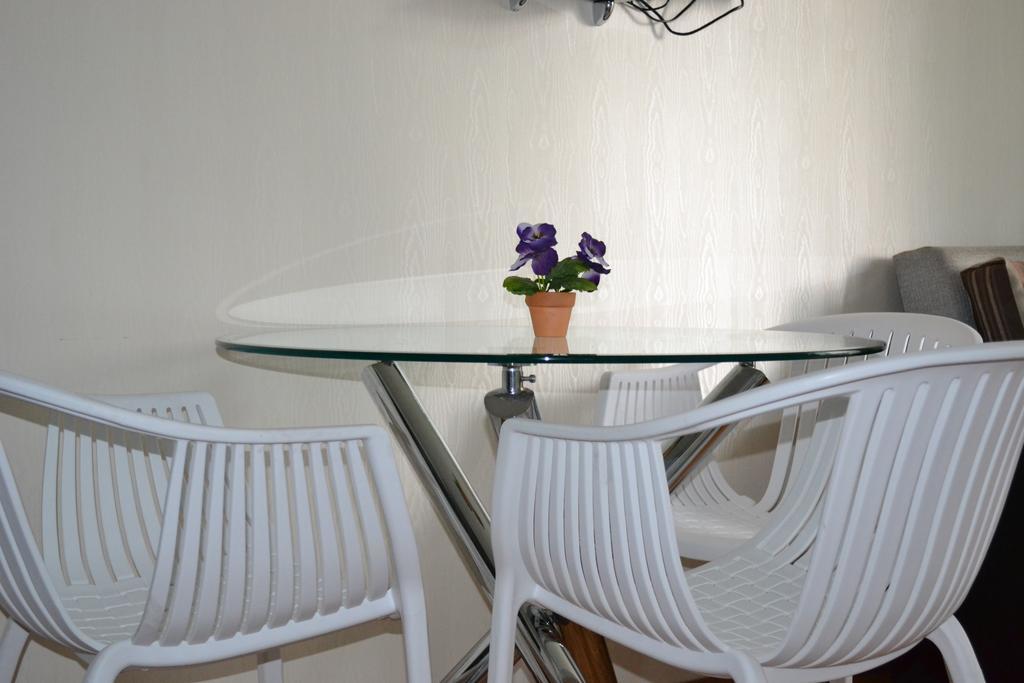 באטומי Orbi Towers Rooms מראה חיצוני תמונה